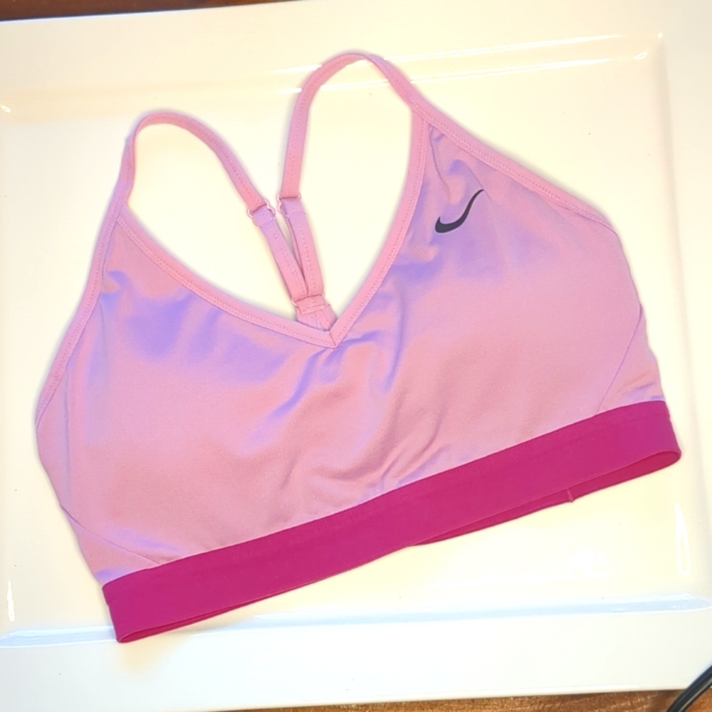Nike Sports Bra Sz M Purple 💜 Lilac